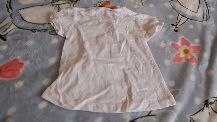 T-shirt Disney Minnie 12 mois neuf - photo numéro 3