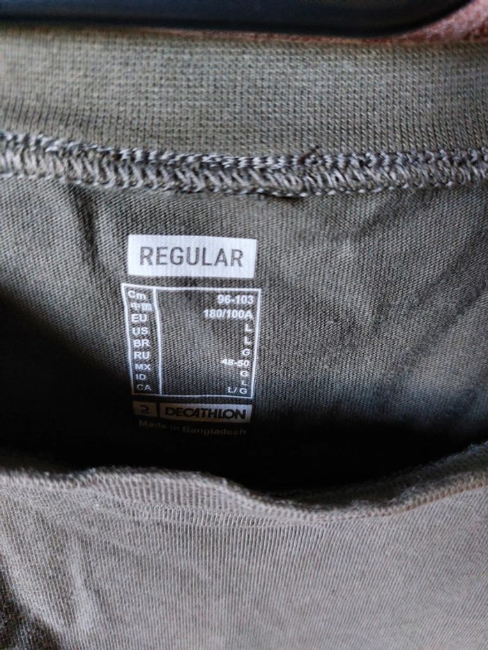 Tee shirt vert - photo numéro 2
