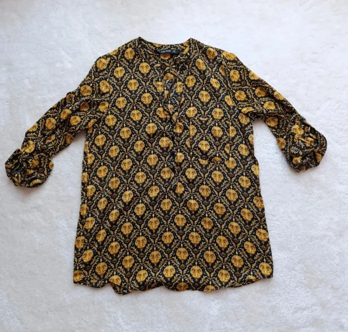 Top blouse haut Zara S noir et jaune légère et fluide - photo numéro 5