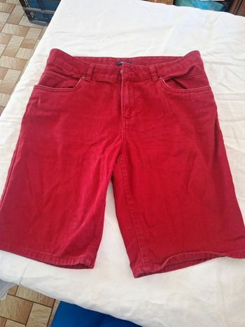Short jean rouge