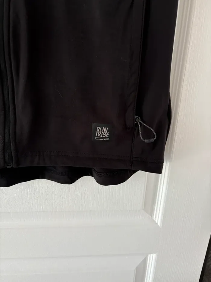Veste sans manches Running sport T.XL - photo numéro 3