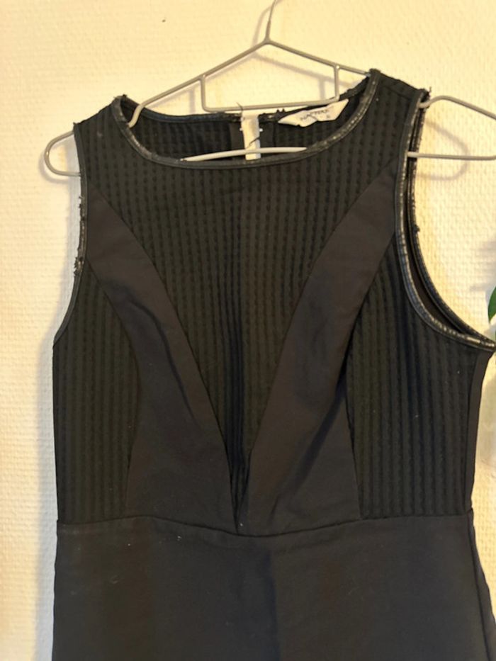 Robe noir cintré taille 36 S - photo numéro 2