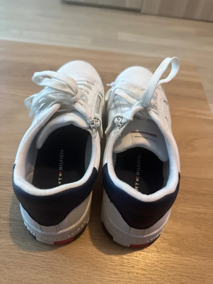Baskets Tommy Hilfiger taille 41 - photo numéro 4