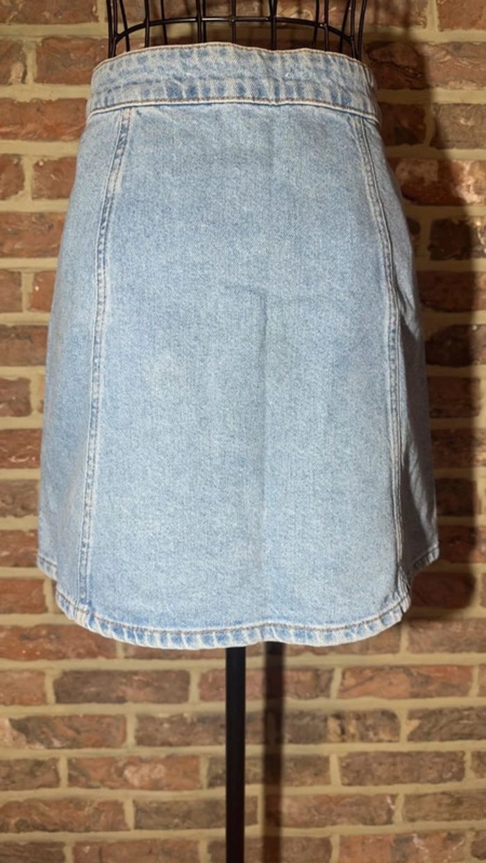 Jupe en jeans bleu clair patineuse Pull and Bear Taille S / 36 - photo numéro 7