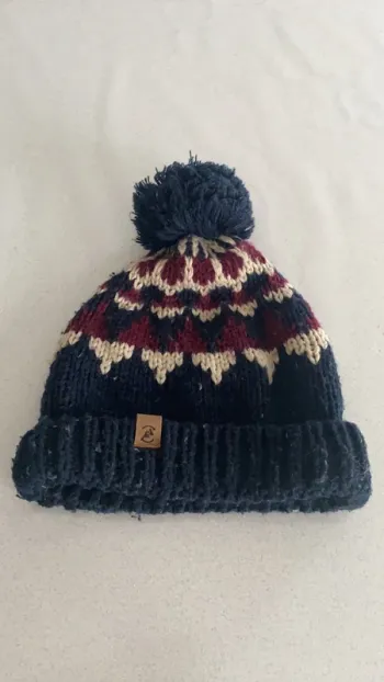 Bonnet taille 2-4 ans