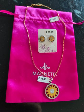 Parure collier, pendentif et boucles d'oreilles magnétiques soleil