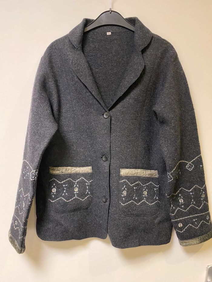 Superbe veste grise en laine taille 38/40