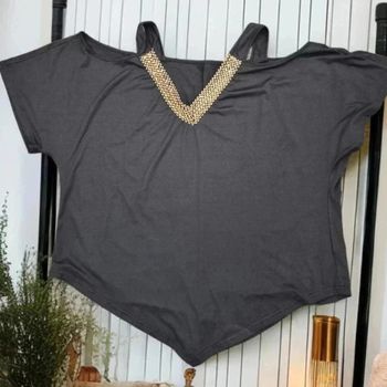 T shirt noir épaules dénudées 🌹XXL🌹 shein  curve