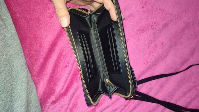 Pochette porte feuille / téléphone