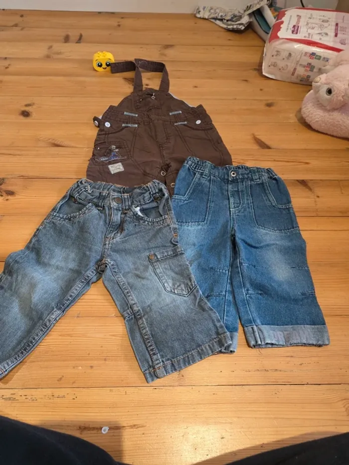 Lot de 3 vetements garçon en 12 mois