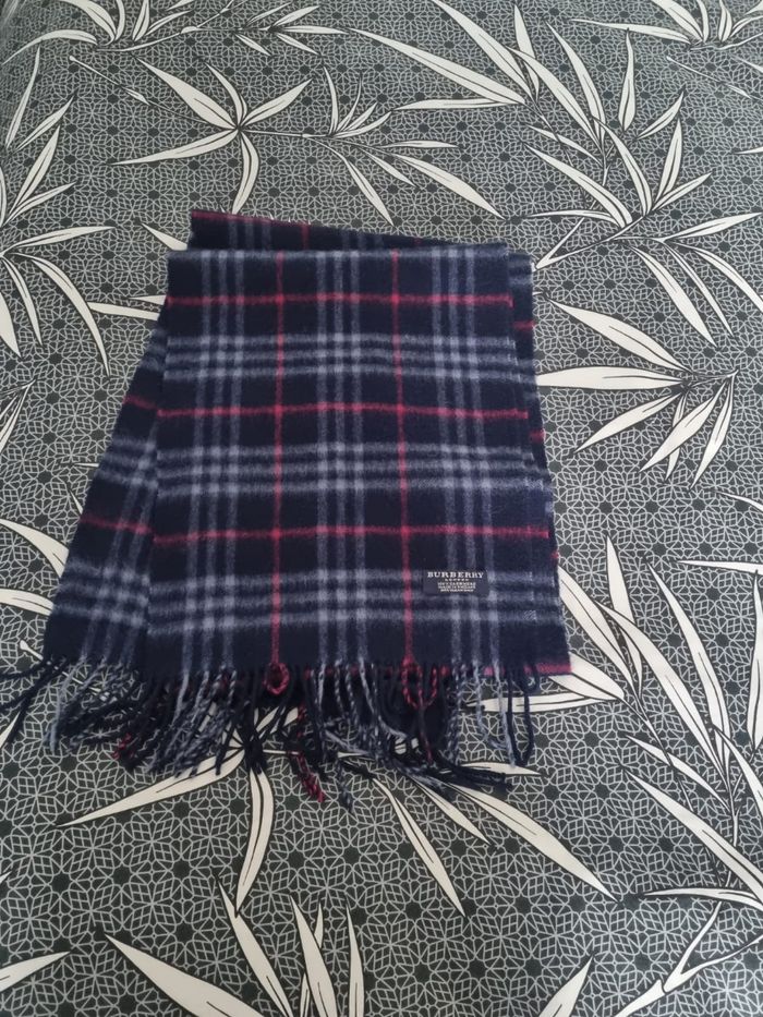 Écharpe Burberry - photo numéro 2