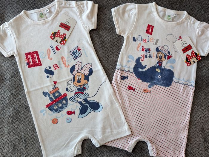 NEUF, lot de 2 combishorts Minnie, 6 mois