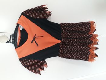 Déguisement robe orange et noire  7 - 10 ans  Gifi