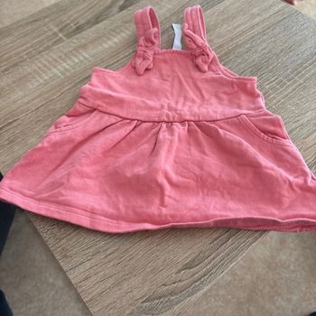 Robe rose