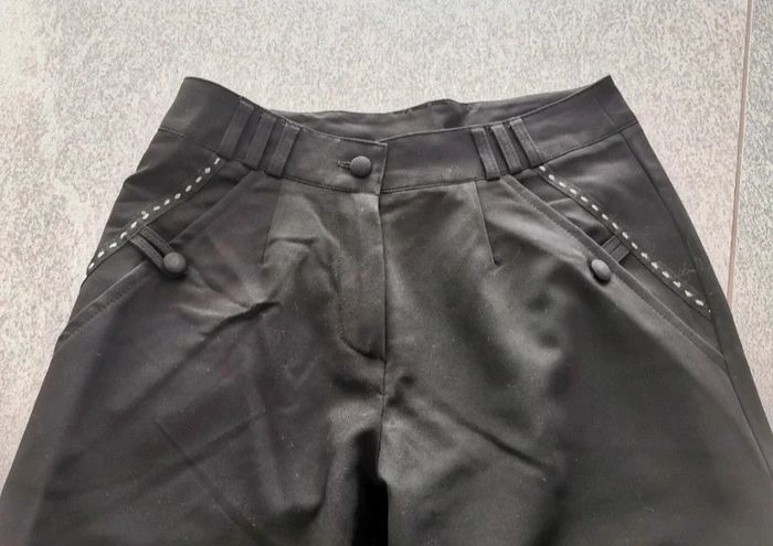 Pantacourt noir chic femme M 38 NEUF - photo numéro 2