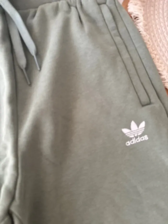 Jogging adidas - photo numéro 3