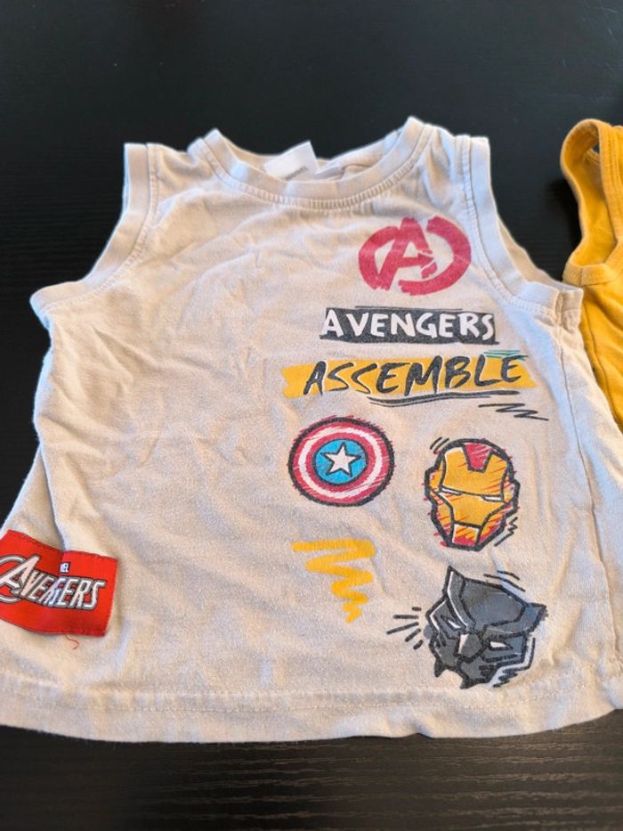 T-shirts sans manche/ chemisette taille 92 - photo numéro 2