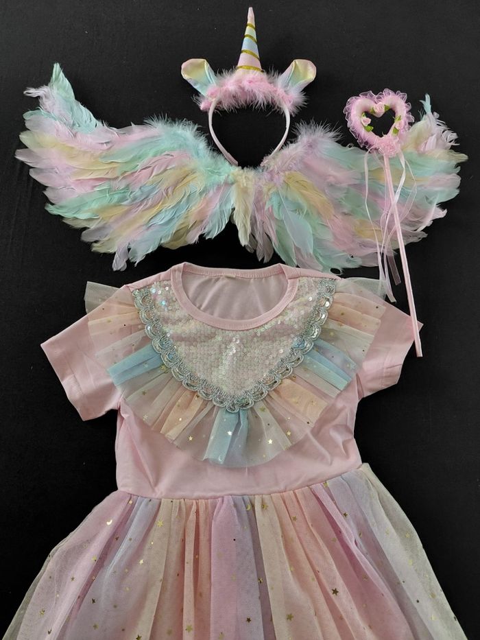 Déguisement licorne rose + aile + baguette + serre tête Taille 5-6ans
