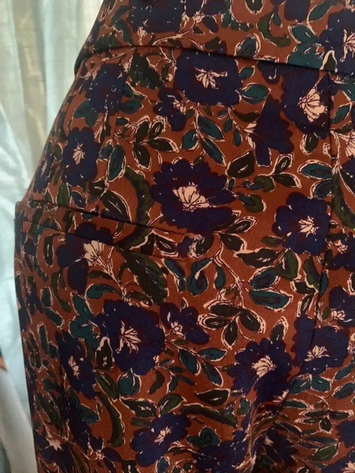 Pantalon motifs fleurs camaïeu taille 40 - photo numéro 13