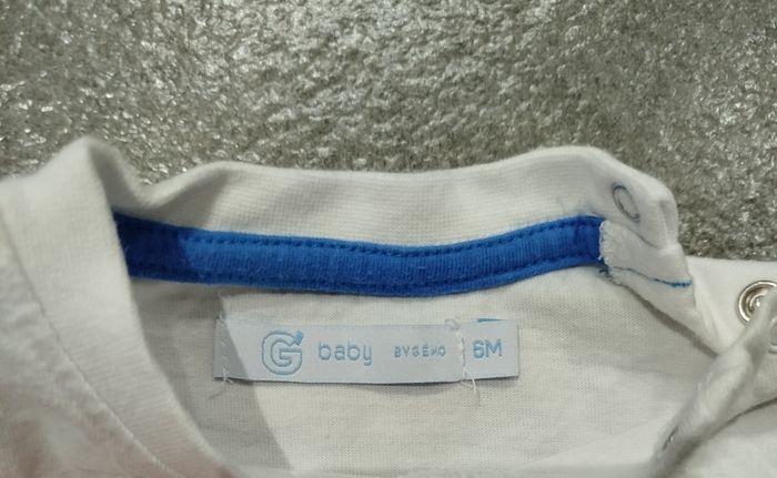 Pull manches longues 6 mois - photo numéro 2