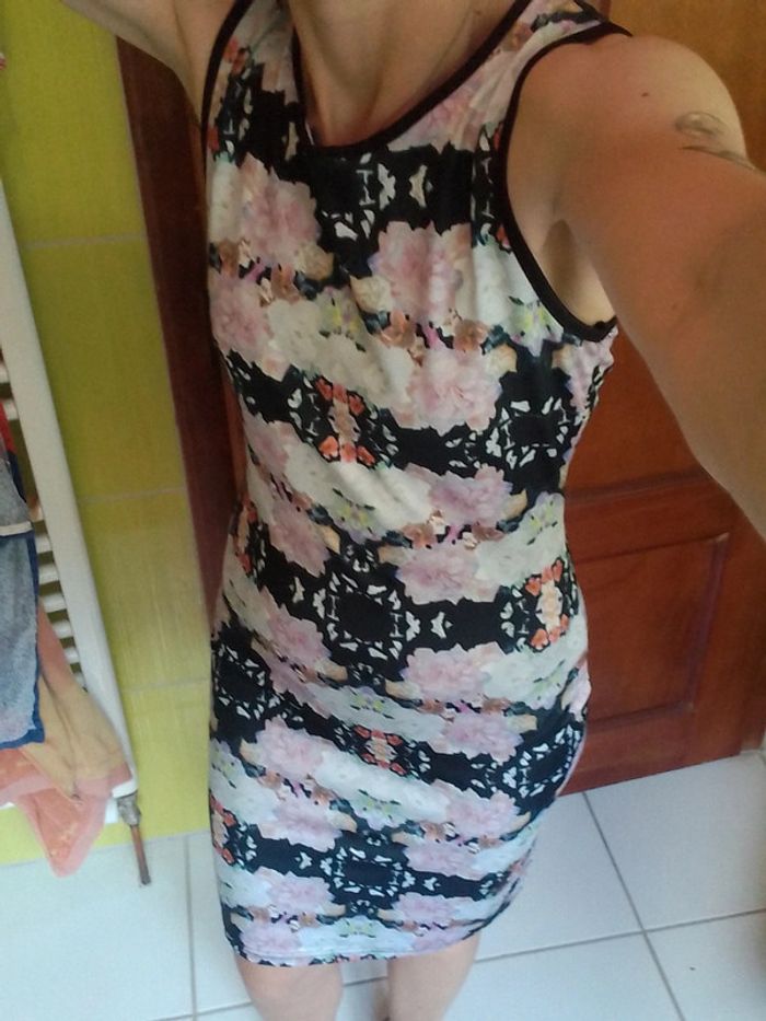 Robe femme motif fleurs H&M