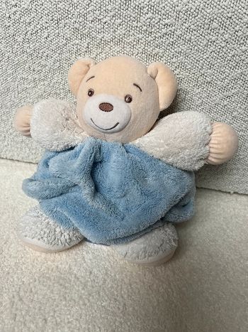 Peluche Kaloo boule bleue