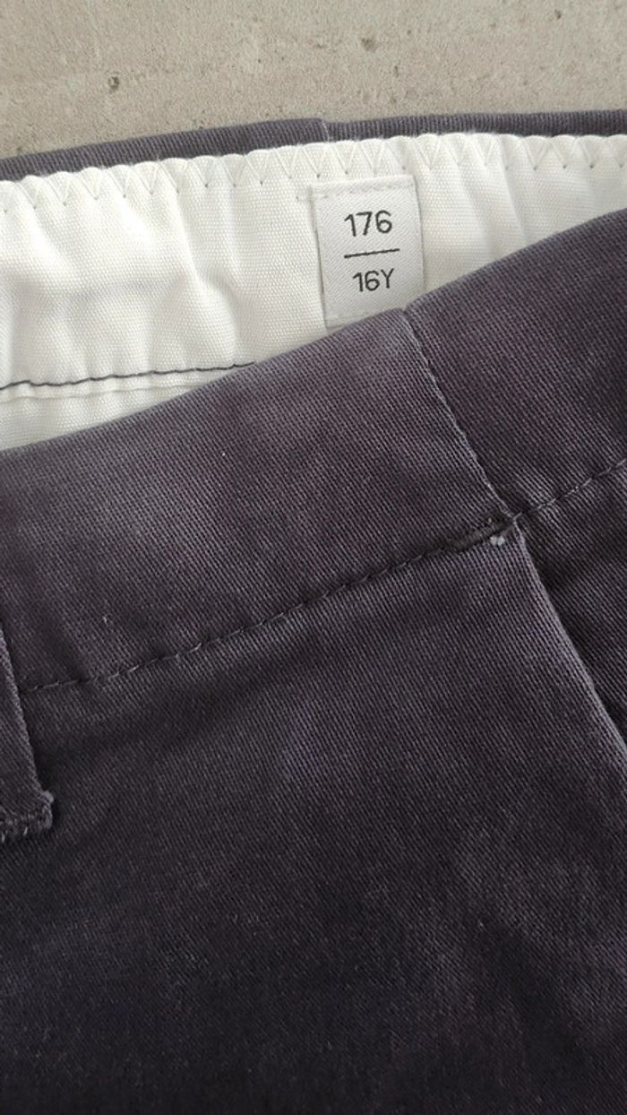 Short bermuda garçon bleu marine et jaune taille 16 ans Jack & Jones - photo numéro 3