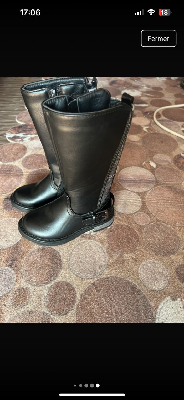 Bottes neuf avec étiquette taille 25 - photo numéro 10