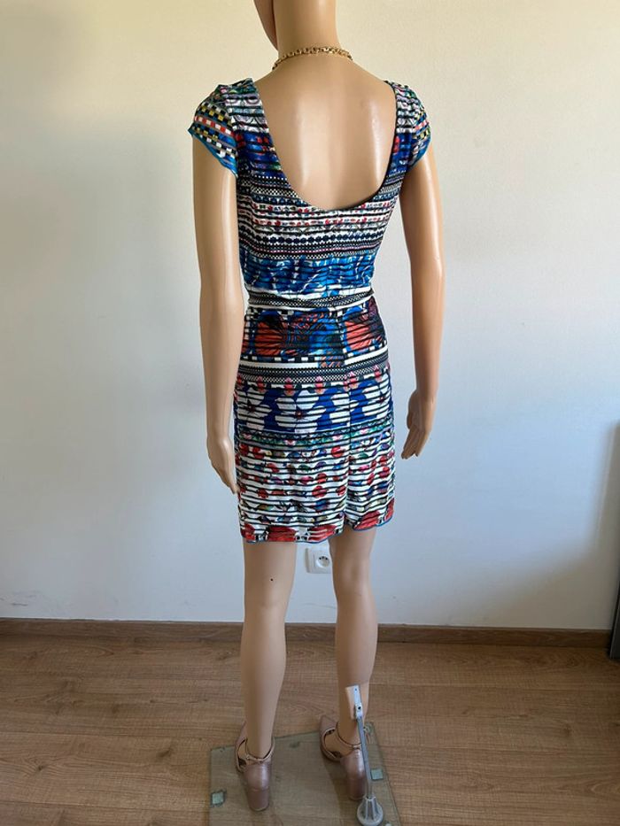 Robe imprimée à manches courtes Desigual taille S jamais portée - photo numéro 10