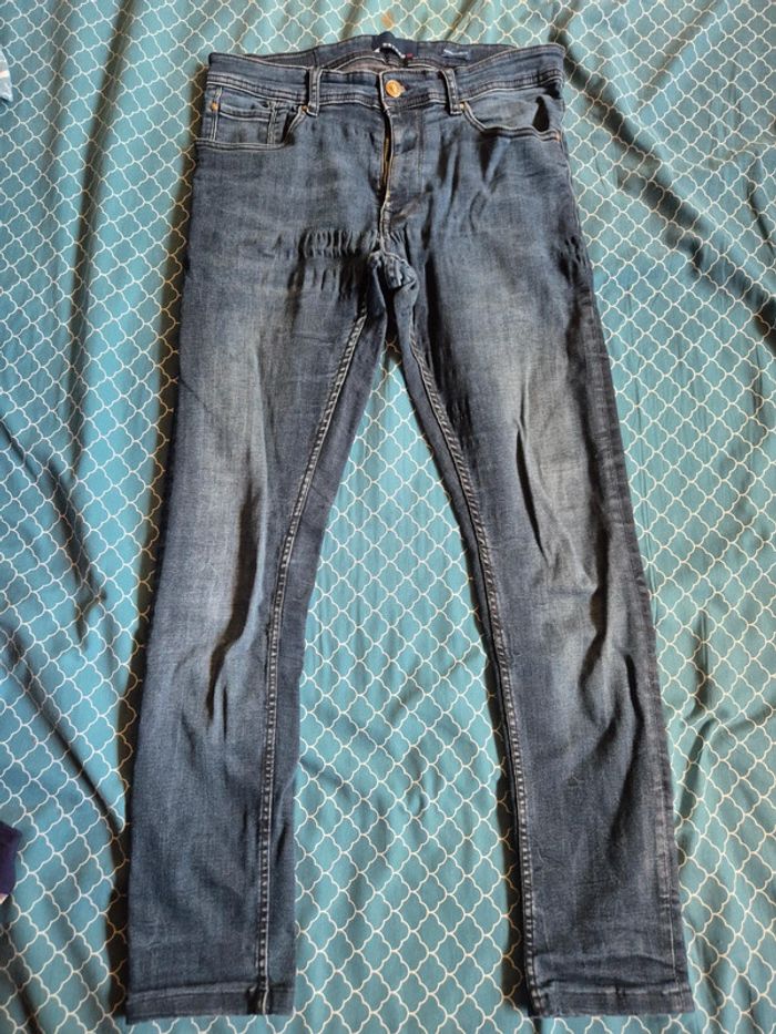 Jean offert - photo numéro 1