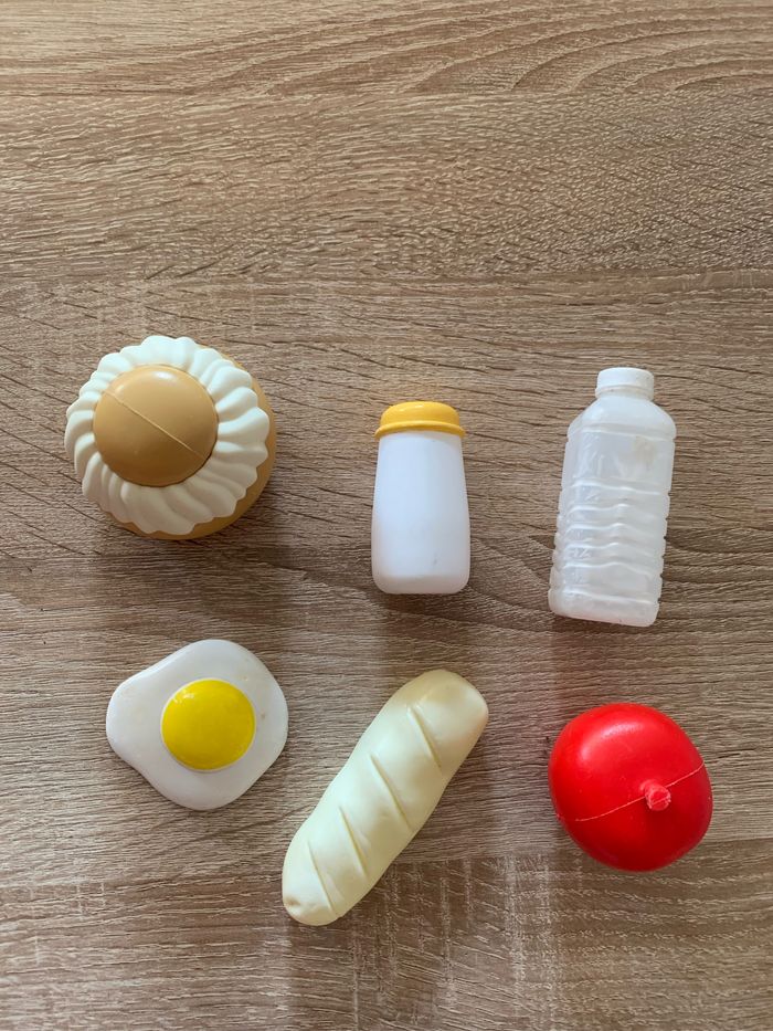 Lo de 84 pièces de dînette - photo numéro 7