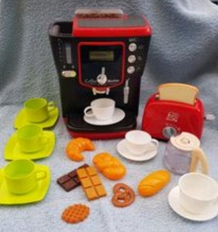 Cuisine enfant Miele équipé avec nombreux accessoires - photo numéro 10