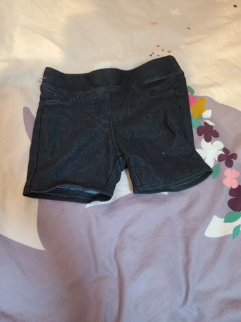 Short 3 ans