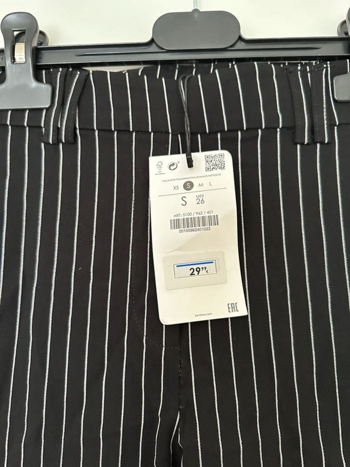 Pantalon pattes d’eph Bershka Taille S
