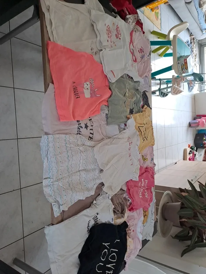 Tee shirts