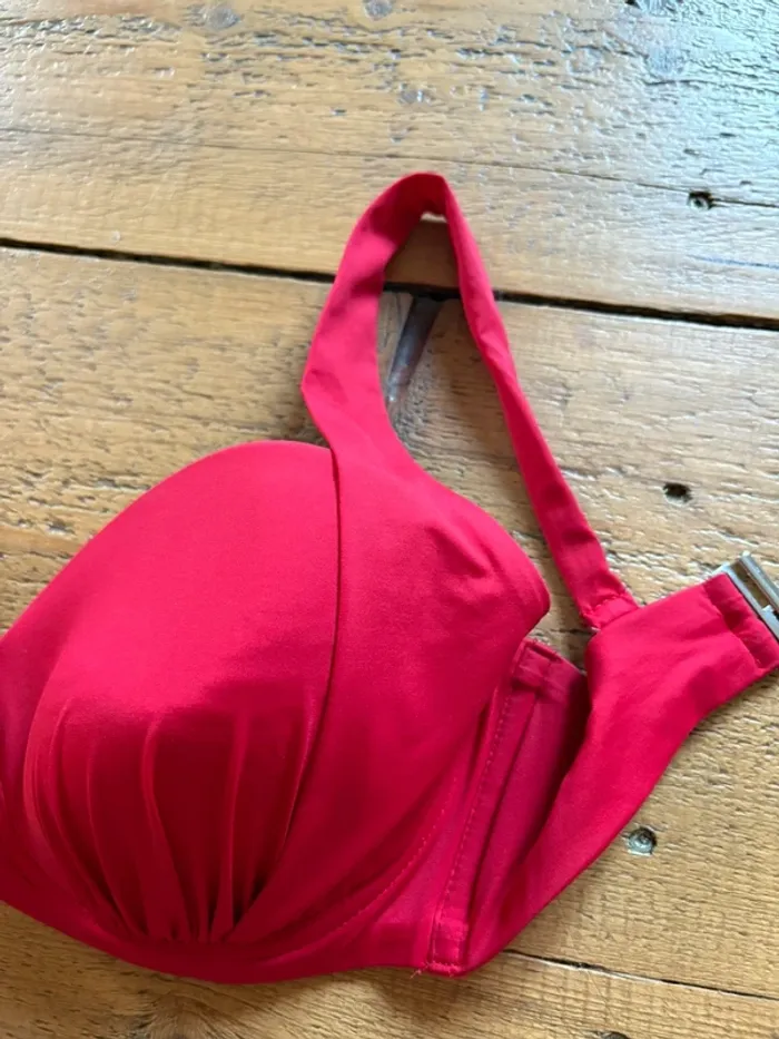 Haut maillot de bain Calzedonia neuf 95D - photo numéro 2