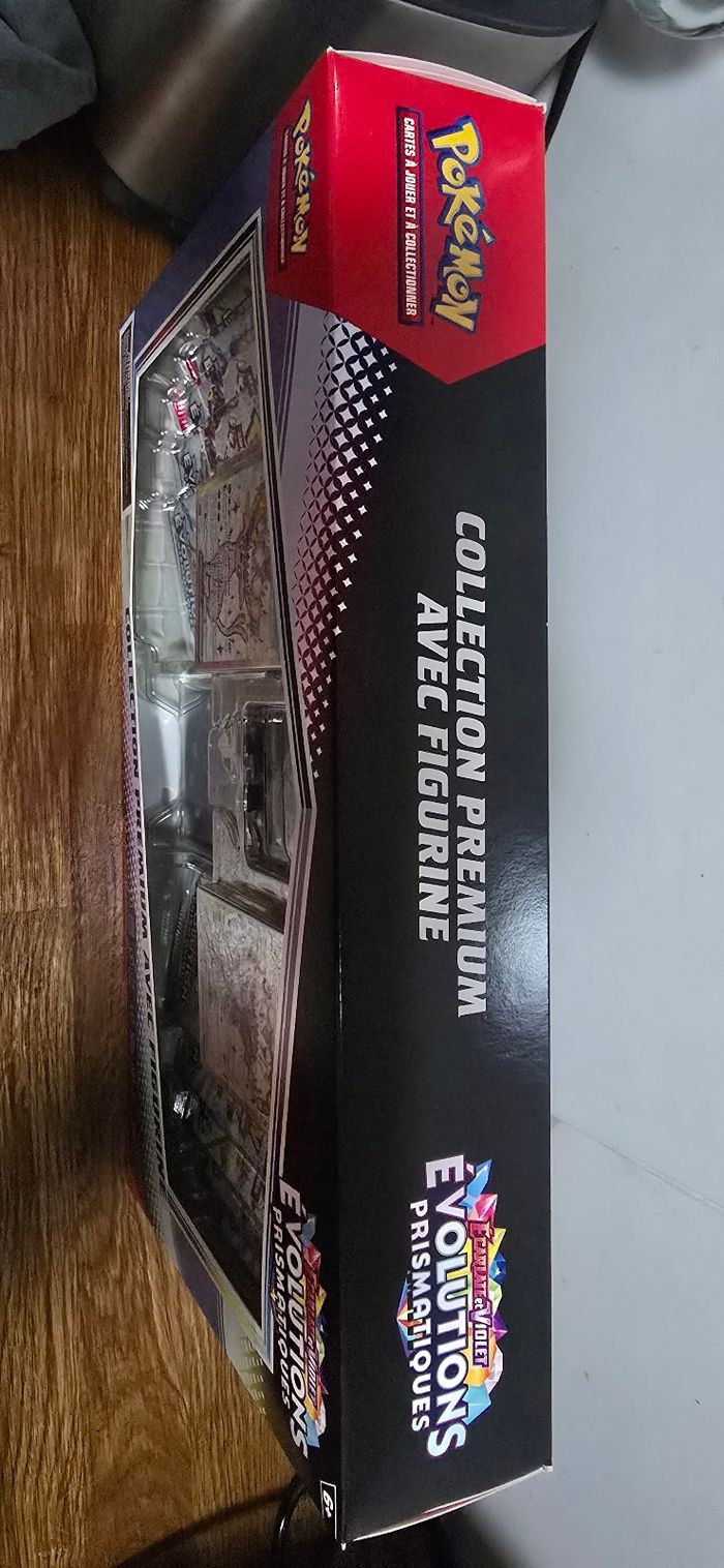 Pokemon coffret evolution prismatique avec figurine - photo numéro 2