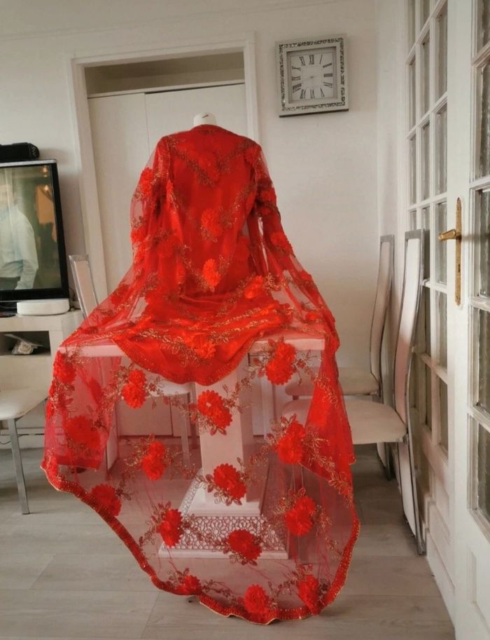❤️🤍Magnifique Robe Oriental 3 Pièces Fleurs Relief ❤️🤍 - photo numéro 4