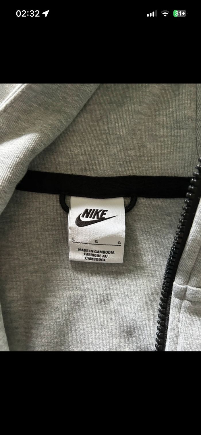 Nike tech gris - photo numéro 5