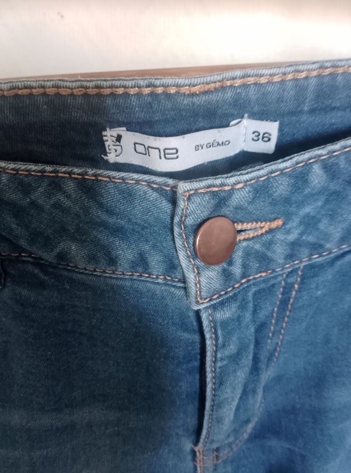 Jeans femme Gémo effet usé t36 - photo numéro 2