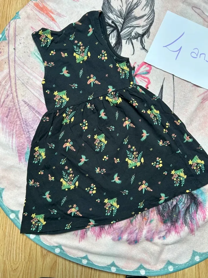 Robe n - photo numéro 3