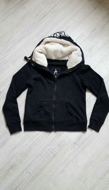 Veste zippée à capuche