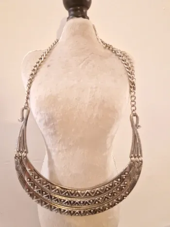 Collier argenté
