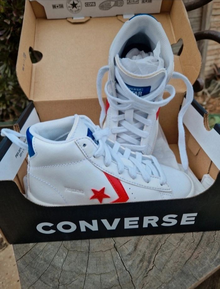 Converse - photo numéro 3