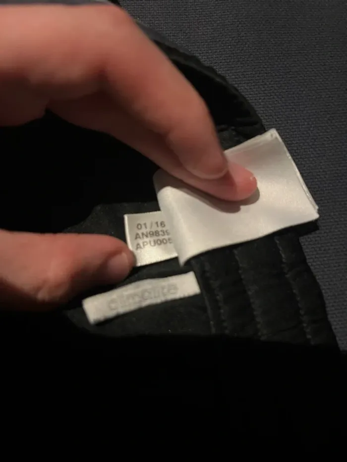 Short de sport adidas noir taille M - photo numéro 4