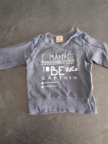 Pull marine 3 mois