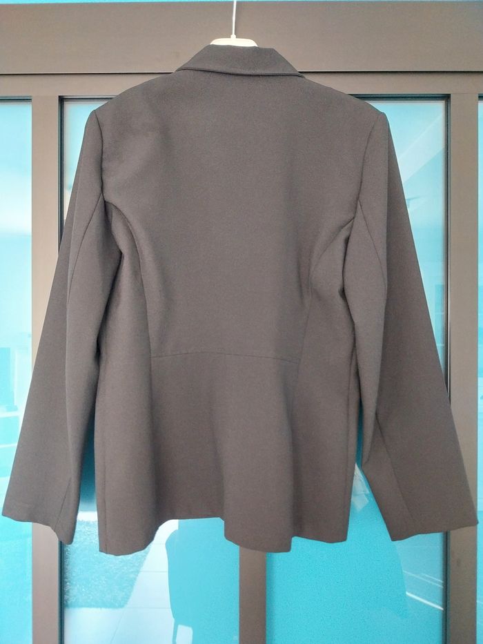 Jolie veste / blazer marque Casting taille  38 - photo numéro 2