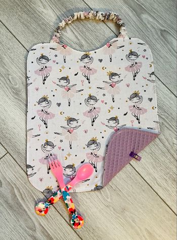 Bavoir élastique 36X30 danseuse