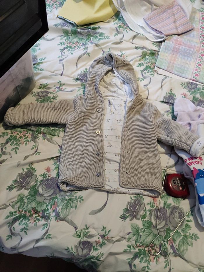 A saisir superbe veste hiver 6 mois orchestra - photo numéro 4