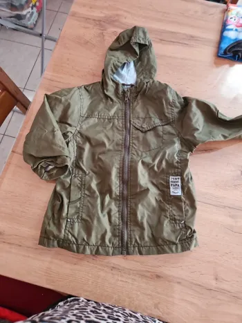 Veste imperméable kaki 23 mois 86 cm